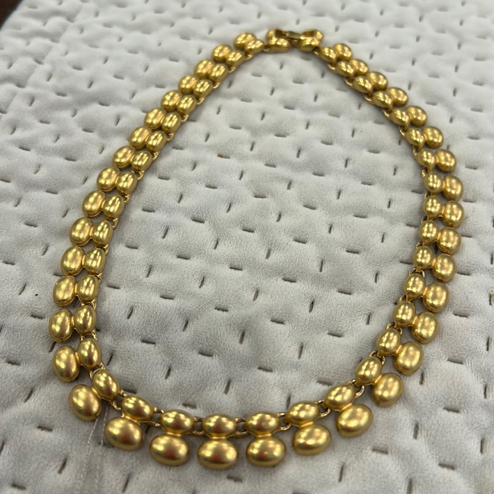 Vintage Matte Golden Flexi Statement Necklace-Boutique